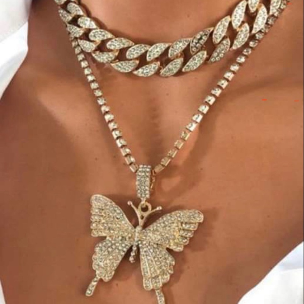 🦋 Double layer butterfly necklace 🦋